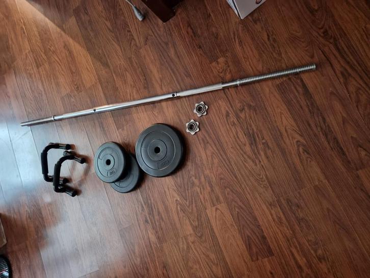 Krachtset (Halterstang, Gewichten & Opdruksteunen), Sport en Fitness, Fitnessmaterialen, Gebruikt, Halterschijven, Borst, Ophalen of Verzenden