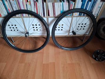 NEW FULCRUM Racing 600 DB racewielen - Campagnolo N3W beschikbaar voor biedingen