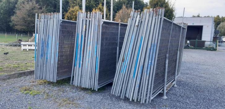 Gebruikte bouwhekken / werfhekken Heras, Tuin en Terras, Tuinhekken en Hekwerk, Gebruikt, Enkelstaafmat hekwerk, IJzer, Ophalen of Verzenden