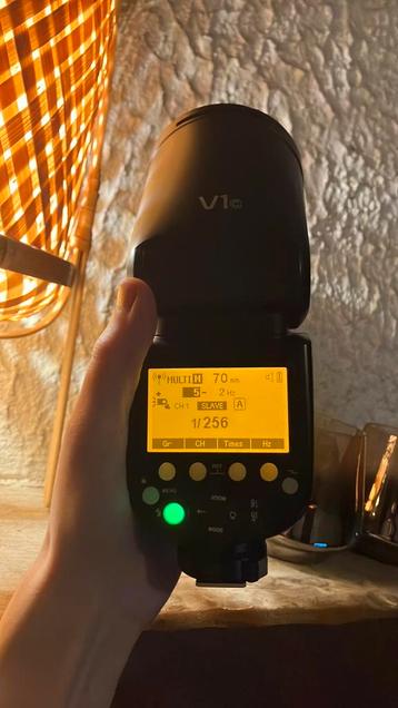 Godox flitser V1 canon, Enlèvement