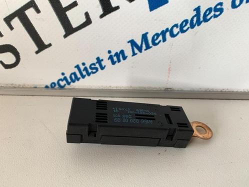 Antenne amplificateur d'un Mercedes GLA-Klasse, Autos : Pièces & Accessoires, Électronique & Câbles, Mercedes-Benz, Utilisé, 3 mois de garantie