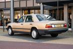 Mercedes-Benz 200-serie 230 E (W124) (bj 1987), Auto's, 4 deurs, Stof, Zwart, Overige kleuren