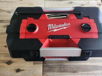 Radio de chantier Milwaukee beschikbaar voor biedingen