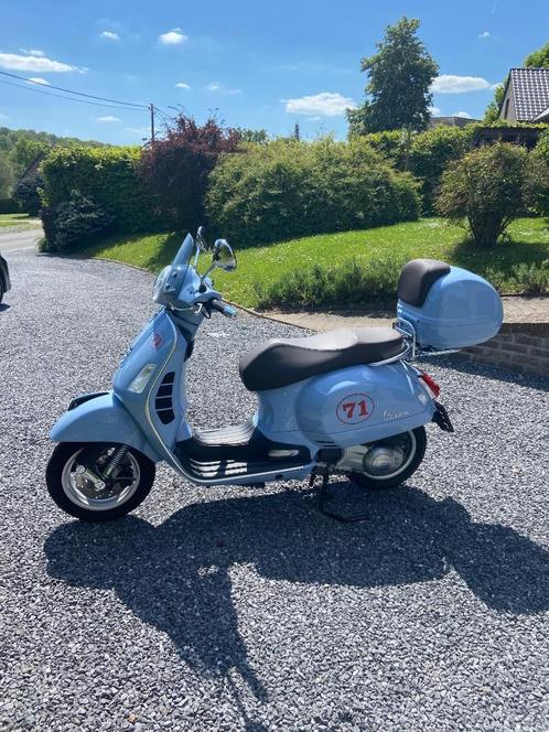 Super Vespa 300 gts, Fietsen en Brommers, Scooters | Vespa, Zo goed als nieuw, Overige modellen, Benzine, Ophalen of Verzenden