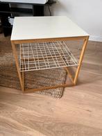Bijzet tafel van Ikea, wit en bamboe, Huis en Inrichting, Ophalen of Verzenden, 45 tot 60 cm, Minder dan 55 cm, Zo goed als nieuw