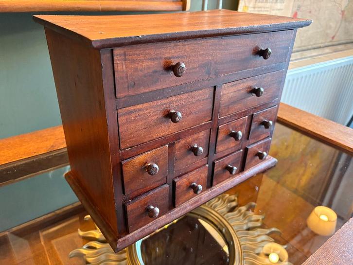 Armoire/armoire de pharmacien de comptoir antique., Antiquités & Art, Antiquités | Accessoires de maison, Enlèvement ou Envoi