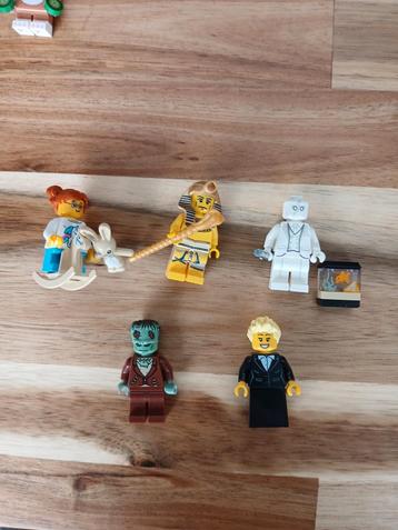 Lego minifig serie  beschikbaar voor biedingen