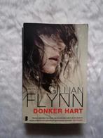 Boek: Gillian Flynn - Donker Hart, Boeken, Ophalen of Verzenden, Zo goed als nieuw, Gillian Flynn