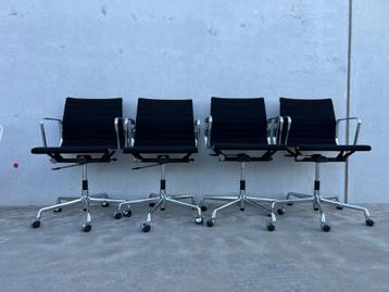 Vitra Eames EA117 hopsak bureaustoel, 8x beschikbaar voor biedingen