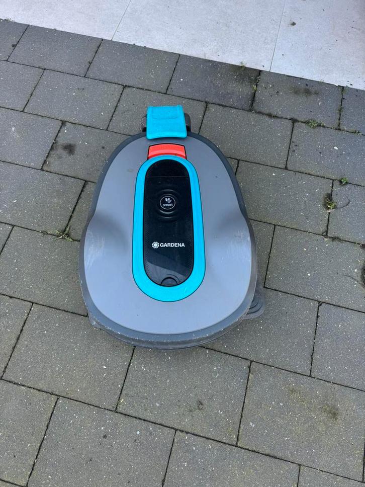 Tondeuse à gazon robotisée Gardena Smart Sileno Life 750, Jardin & Terrasse, Tondeuses robotisées, Utilisé, 20 à 25 cm, Contrôlable via l'application