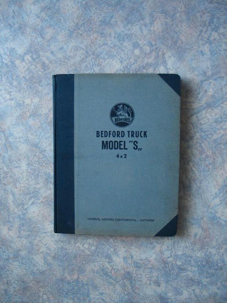 Bedford Antwerpen General Motors Vrachtwagen Camion Leger, Boeken, Catalogussen en Folders, Gelezen, Catalogus, Verzenden