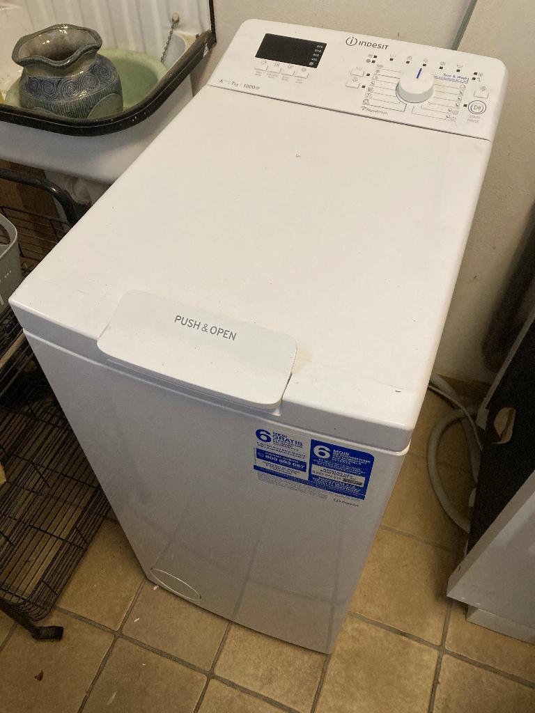 Machine à laver, 1200 à 1600 tours, 6 à 8 kg, 85 à 90 cm, Enlèvement