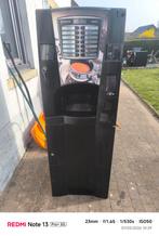 Distributeur automatique de boissons chaudes