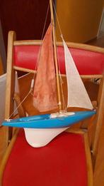 Oud speelgoed zeilbootje, Hobby en Vrije tijd, Modelbouw | Boten en Schepen, Ophalen of Verzenden, Gebruikt