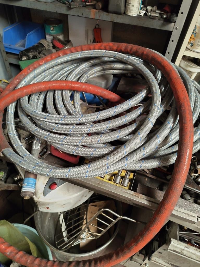 Soldeerpijp van 10 m in zeer goede staat