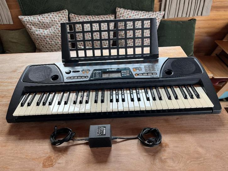 Yamaha PSR 175 keyboard – in mooie staat, Musique & Instruments, Claviers, Utilisé, 61 touches, Yamaha, Sensitif, Avec pied, Enlèvement