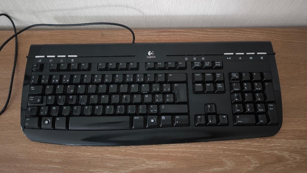 TOETSENBORD, Computers en Software, Toetsenborden, Ophalen, Gebruikt, Multimediatoetsen, Logitech