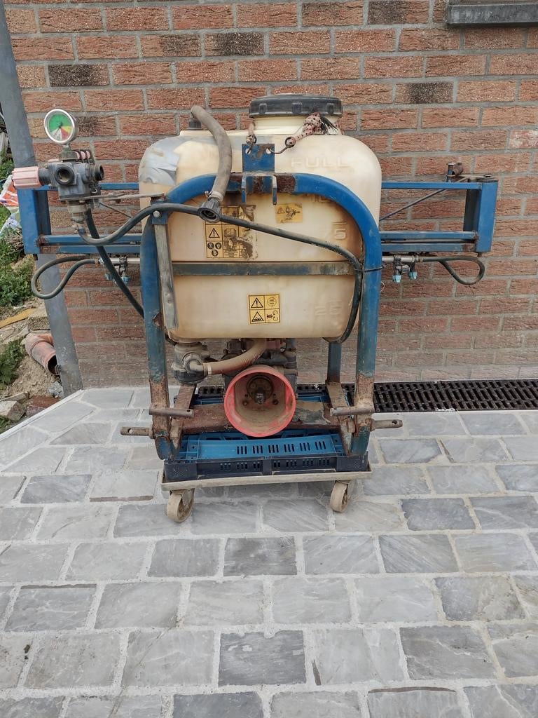 Sproeitoestel, Zakelijke goederen, Landbouw | Onderdelen | Banden, Velgen en Assen, Ophalen