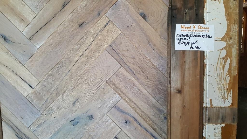 REVÊTEMENT MURAL CHÊNE, CHEVRONS DE CHÂTEAU. PRÊT À PARTIR, Enlèvement