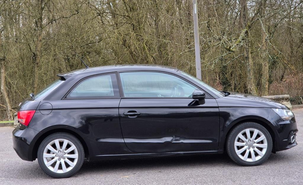 Audi A1 16tdi 2010.130mkm 1prop gps clima 4700€, Euro 5, A1, Boîte manuelle, Noir