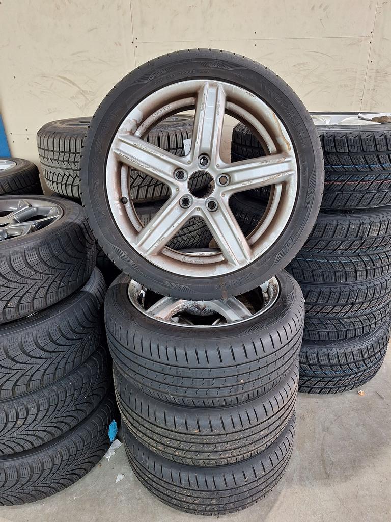 Bmw 1-Serie Winterset 17 Inch, Autos : Pièces & Accessoires, Pneus & Jantes, Pneus et Jantes, Pneus hiver, 17 pouces, 225 mm, Véhicule de tourisme