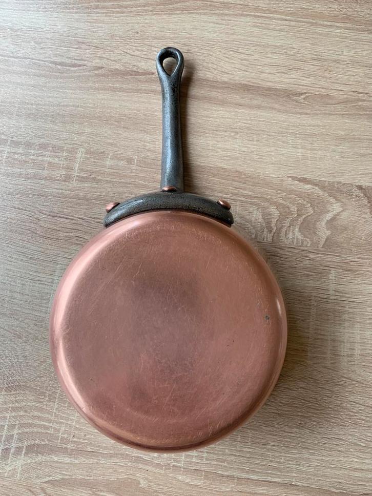 Koperen steelpan 15 - 18 cm diameter, Maison & Meubles, Cuisine | Casseroles & Poêles, Utilisé, Autres types, Autres matériaux