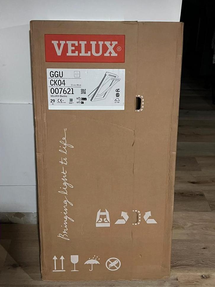 Velux GGU Integra 55x98 elektrisch gemotoriseerd dakraam, Doe-het-zelf en Bouw, Glas en Ramen, Ophalen