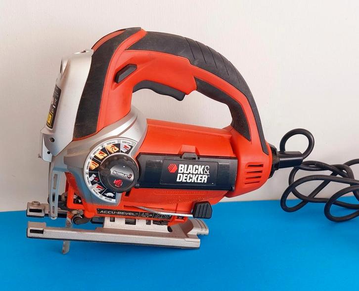 Scie sauteuse Black&Decker, Bricolage & Construction, Outillage | Scies mécaniques, Comme neuf, Scie sauteuse, Scie sauteuse, 600 à 1200 watts