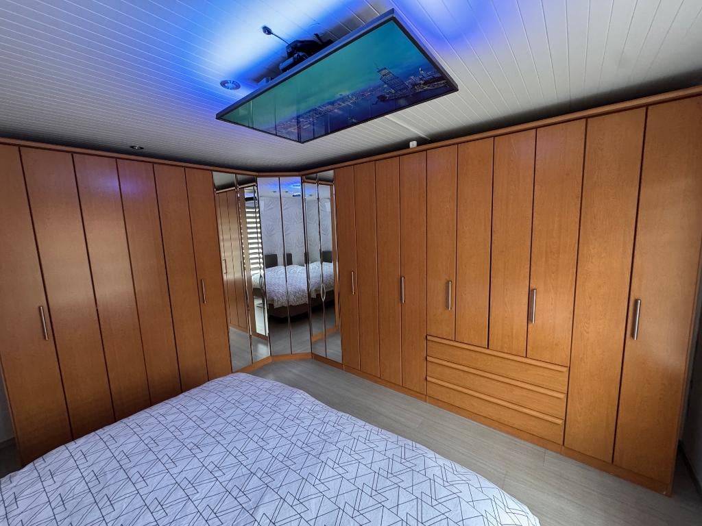 Kleerkast, Huis en Inrichting, Kasten | Kleerkasten, Ophalen, Gebruikt, 200 cm of meer, Met klep(pen)