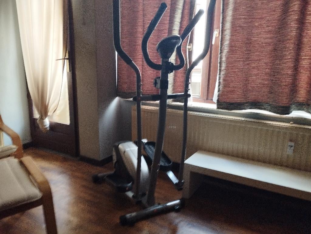 Vélo elliptique magnétique Sunny, Comme neuf, Jambes, Enlèvement, Métal