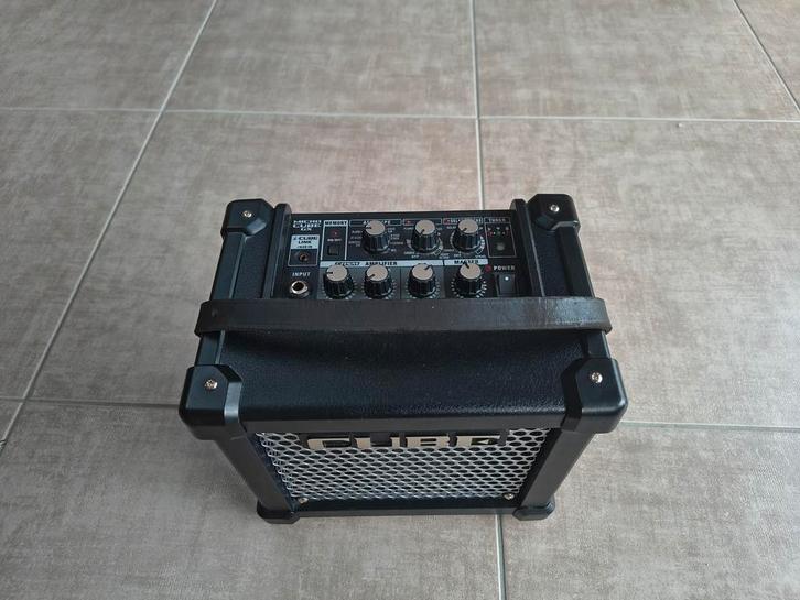 Ampli Roland micro cube GX, Musique & Instruments, Amplis | Basse & Guitare, Comme neuf, Guitare, Moins de 50 watts