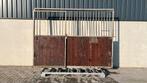 Voorwand met schuifdeur | 3000 x 2200 mm. | Gebruikt, Pâturage, 4 chevaux ou poneys ou plus