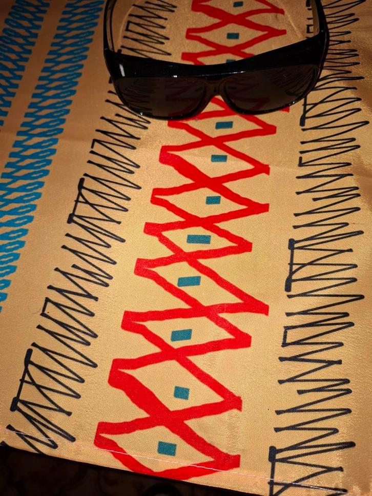 Lunettes de soleil(surlunettes) de fantaisie, Bijoux, Sacs & Beauté, Lunettes de Soleil & Lunettes | Hommes, Lunettes, Enlèvement ou Envoi