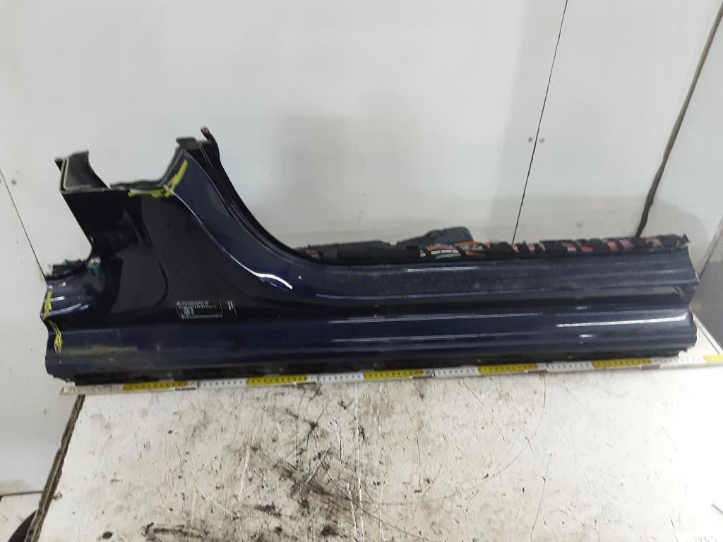 SEUIL DE PORTE DROIT Volkswagen Golf VIII (CD1) (01-2019/-), Volkswagen, Mevr. I. Hauben, Utilisé, Rue de l'Espoir 34 34
4030  GRIVEGNÉE, BE