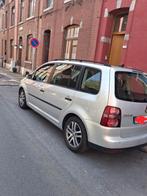 VW Touran, Autos, Argent ou Gris, Achat, Attache-remorque, 7 places