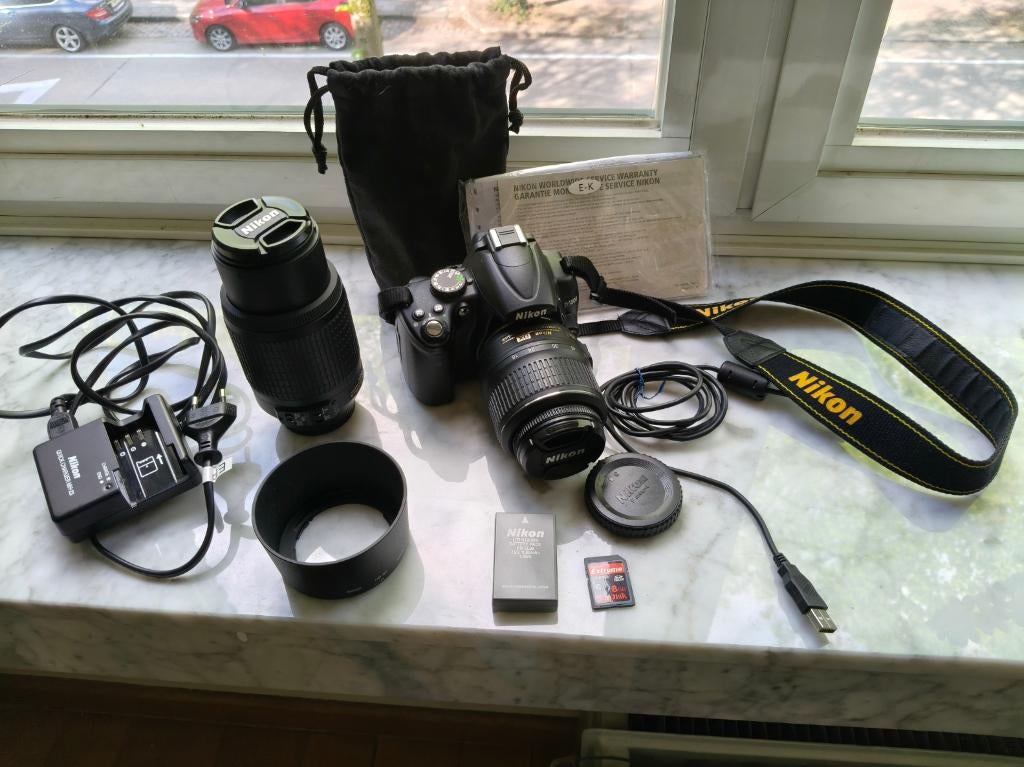 Nikon D5000 + 2 lenzen - zeer weinig gebruikt (4505 clicks), Ophalen of Verzenden, Zo goed als nieuw, Spiegelreflex, Nikon
