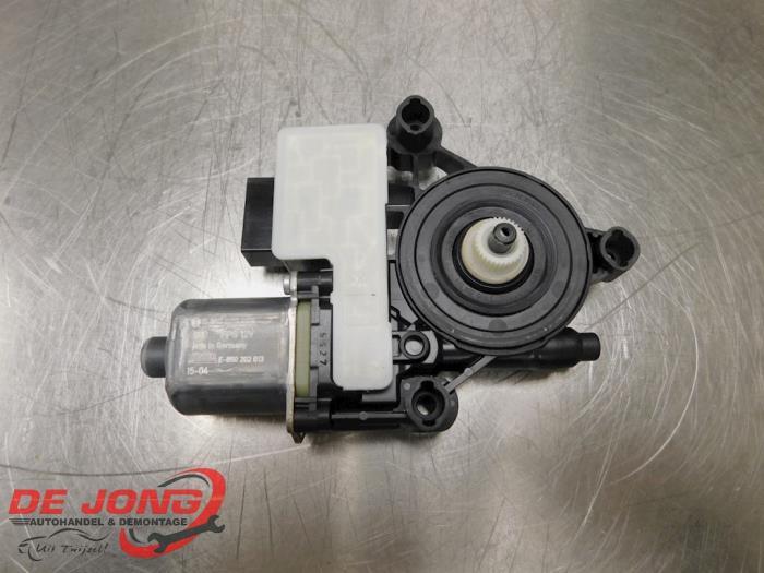 Raammotor Portier van een Volkswagen Golf, Auto-onderdelen, Carrosserie, Volkswagen, Gebruikt, 3 maanden garantie, Ophalen of Verzenden