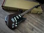 Fender '71 FSR Vintage Reissue Stratocaster Japan (RUILEN), Musique & Instruments, Instruments à corde | Guitares | Électriques