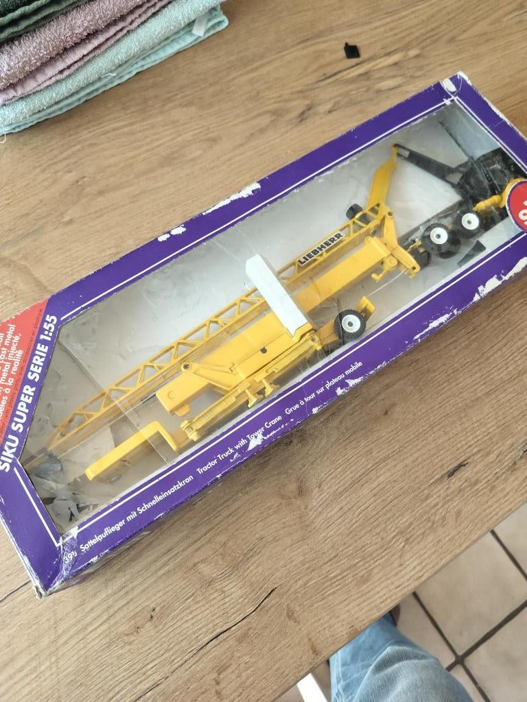 Camion-grue mobile Siku 3913 à l'échelle 1:55 Liebherr 5099, Enlèvement ou Envoi