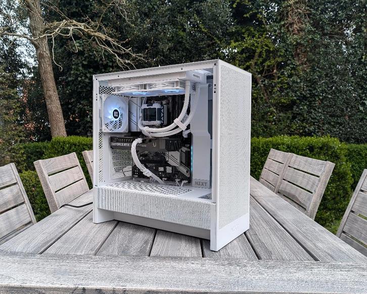 Witte Gaming PC | RTX 5060 Ti | Ryzen 5600X | 1,2TB SSD, Computers en Software, Desktop Pc's, Nieuw, 4 Ghz of meer, SSD, 16 GB