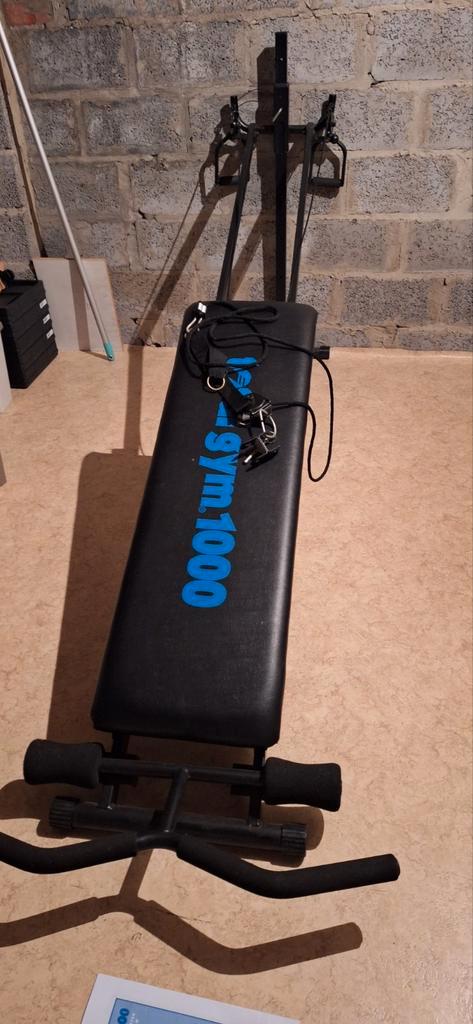 Banc de musculation TOTAL GYM 100, Sports & Fitness, Appareils de fitness, Comme neuf, Bras, Jambes, Abdominaux, Dos