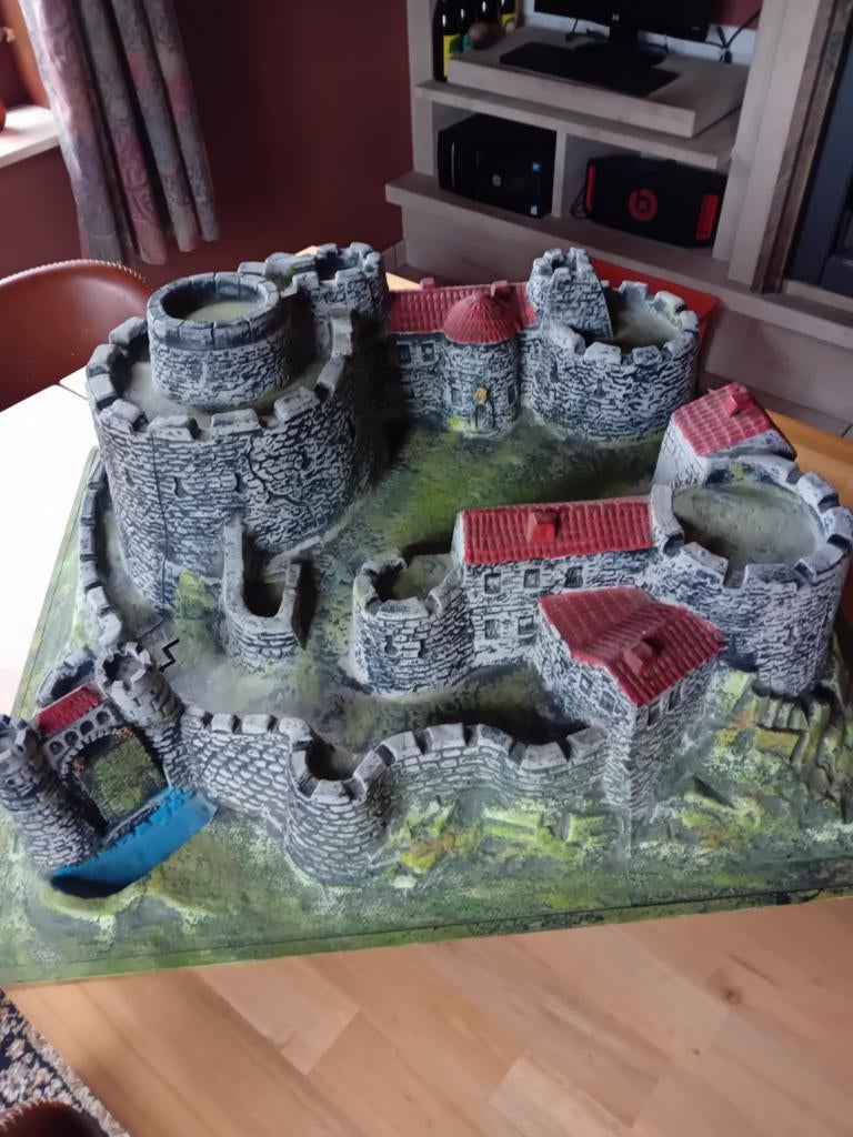 Jaren 70 vintage kasteel speelgoed, Ophalen, Gebruikt