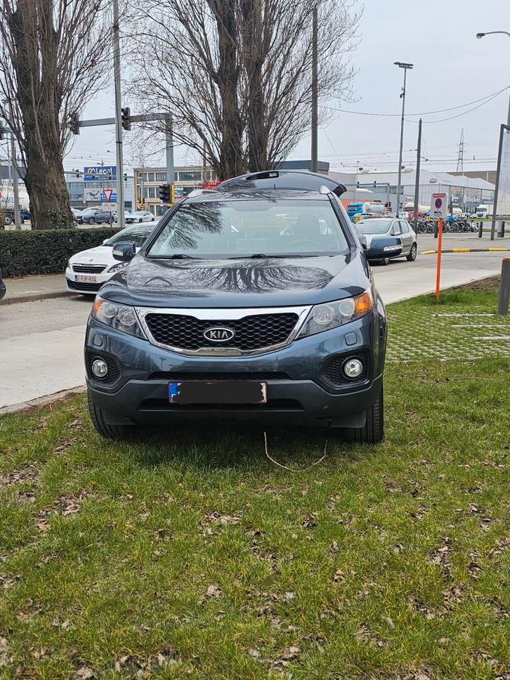 Kia Sorento 2.2 van 2012 in goede staat 128 000 km., Autos, Kia, Particulier, Sorento, 4x4, ABS, Caméra de recul, Diesel, Euro 5
