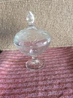 Mooie bonbonière, Ophalen