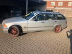 Bmw e36 318i touring 1997, Auto's, Achterwielaandrijving, Zwart, 4 cilinders, Leder