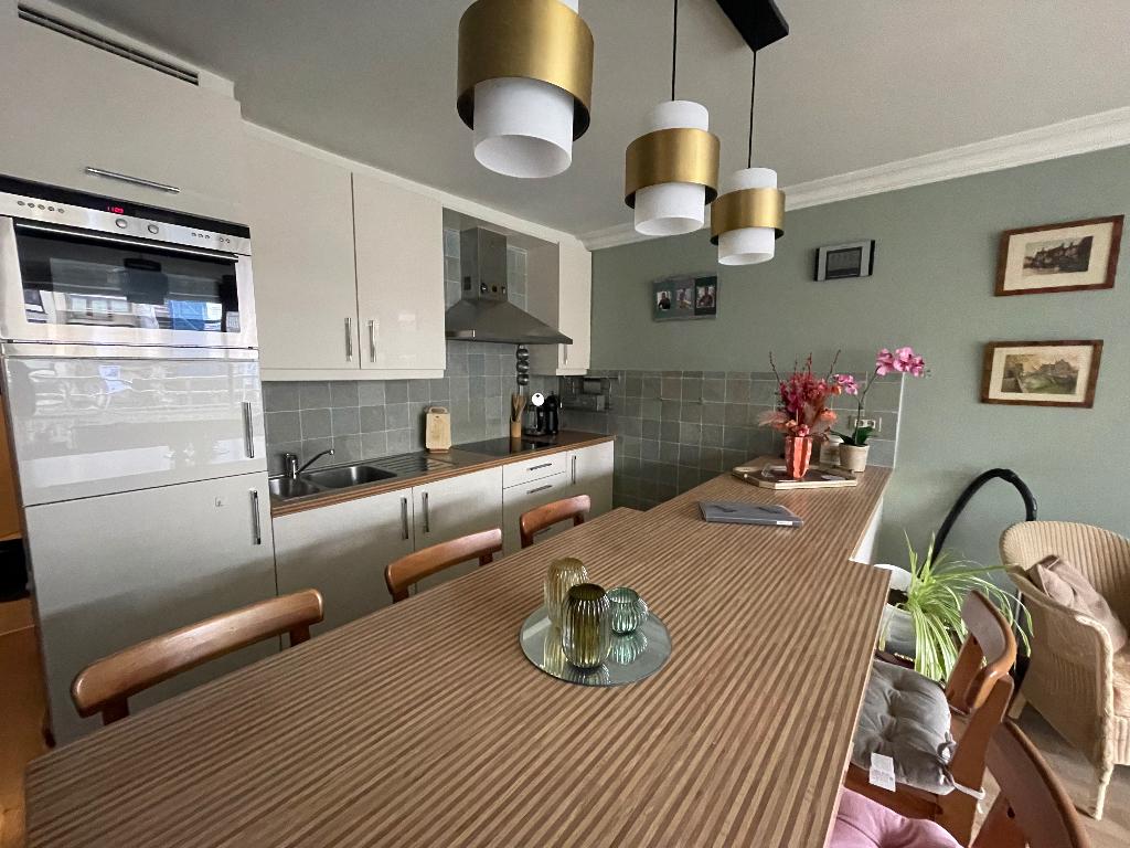 Studio met slaaphoek te koop centrum oostende, Immo, 51 m², Ostende, Jusqu'à 200 m², Appartement