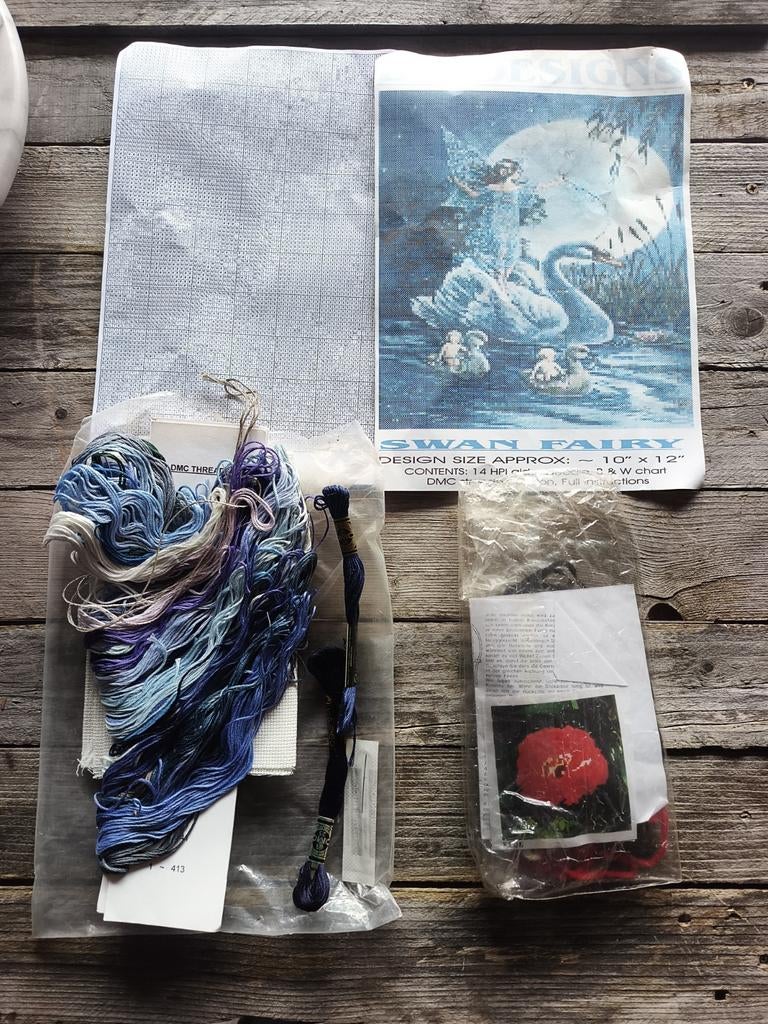 Complete kruissteek set zwanen – borduurpakket met DMC garen, Ophalen of Verzenden, Nieuw, Breien of Haken, Naald
