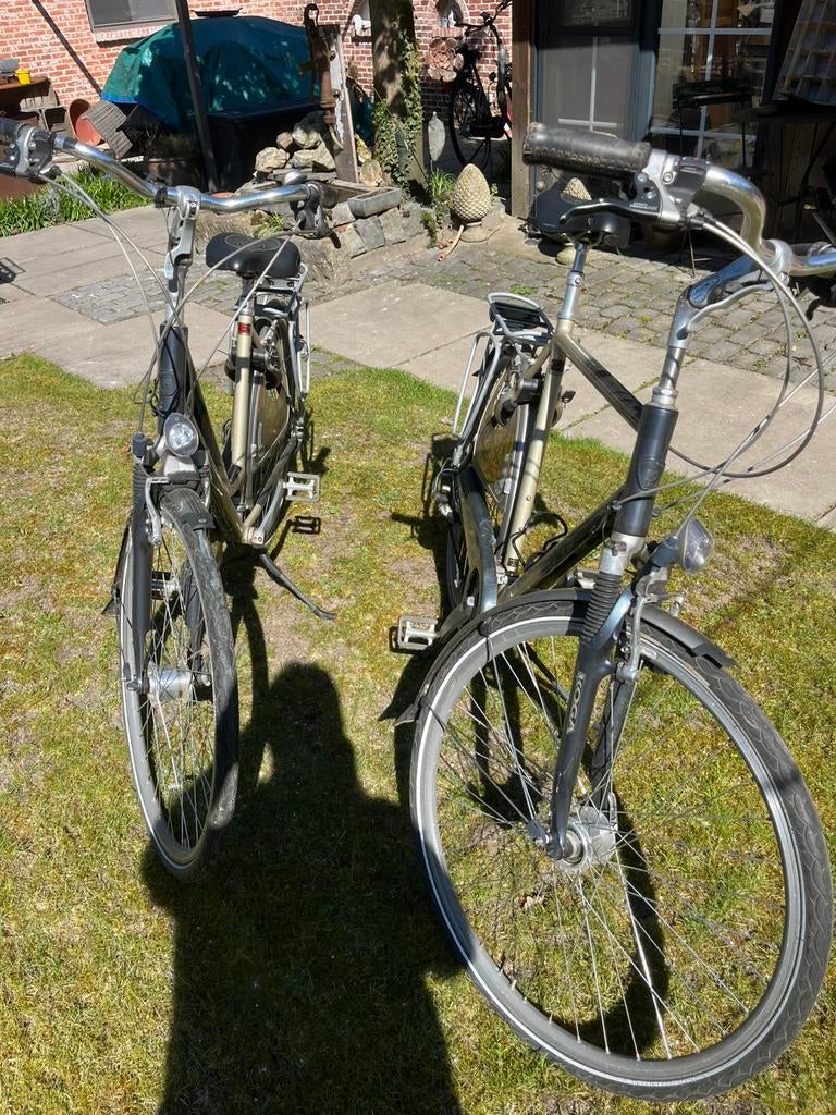 Man en vrouwenfiets, Fietsen en Brommers, Ophalen, Zo goed als nieuw