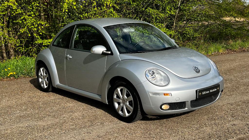 VW New Beetle 1.6i 102pk Airco Euro 4 LEZ OK, Auto's, Volkswagen, Bedrijf, Beetle (Kever), ABS, Airbags, Airconditioning, Bluetooth