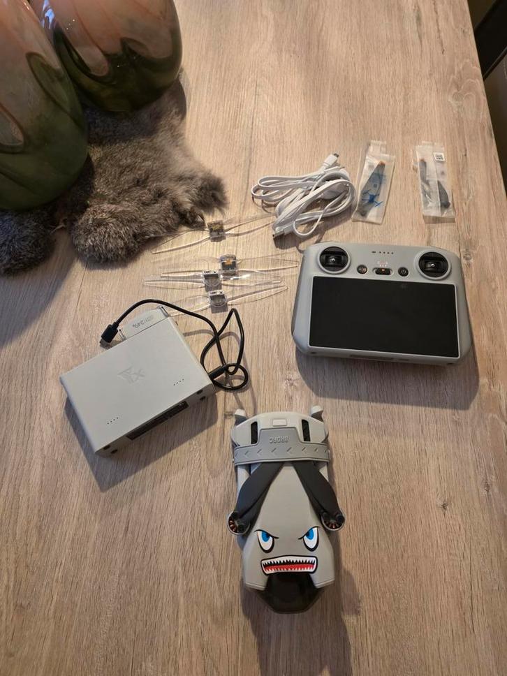 DJI mini 3 met rc rm 330, TV, Hi-fi & Vidéo, Drones, DJI, Enlèvement